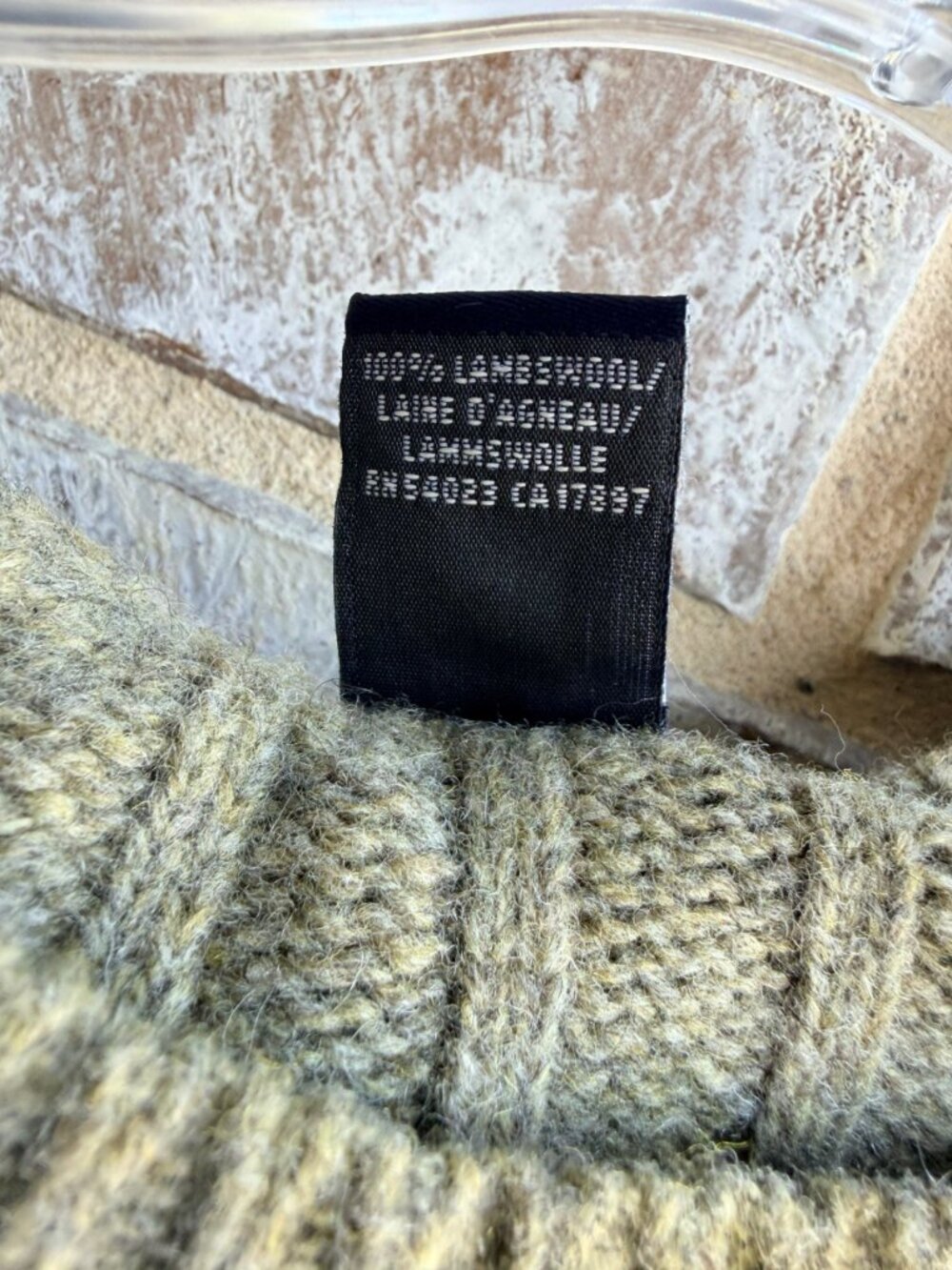 GAP 100% Lambswool Long Sleeve Crew Neck Ribbed Knit Sweater Men's Size M - Picture 4 of 8